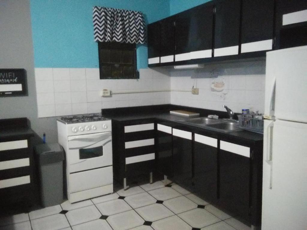 Labadie Apartment Aguadilla Exteriör bild